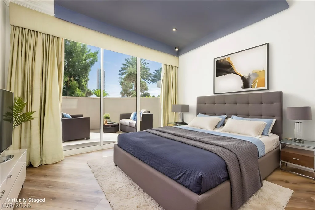 2747 Paradise, Las Vegas, NV 89109