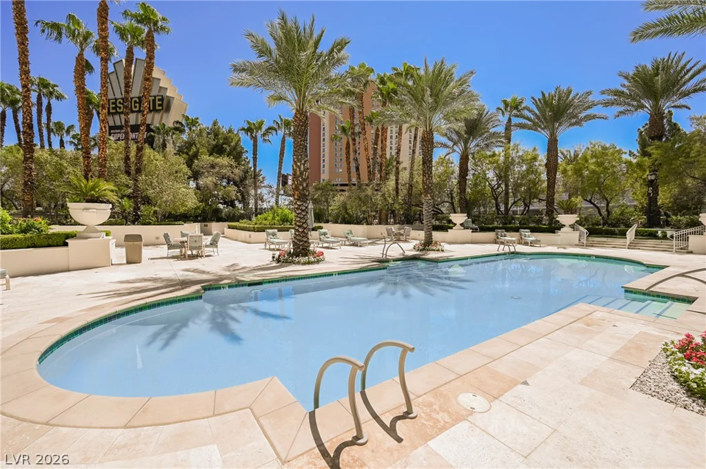 2747 Paradise, Las Vegas, NV 89109