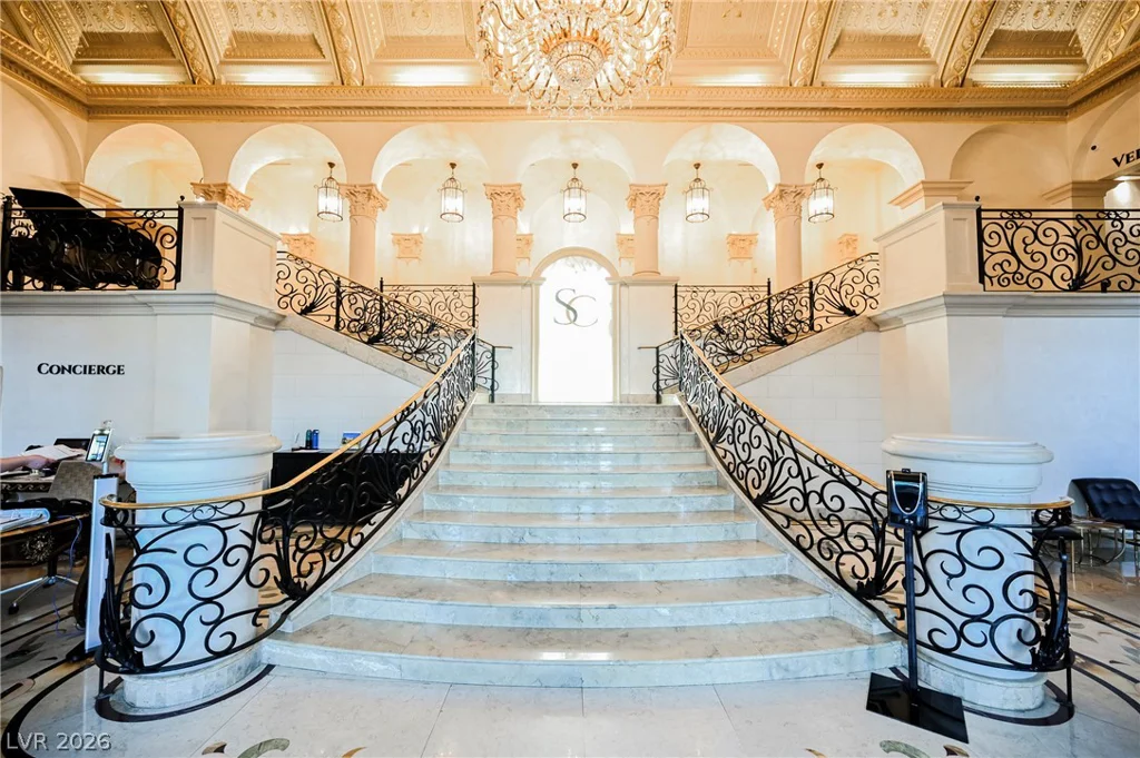 2747 Paradise, Las Vegas, NV 89109