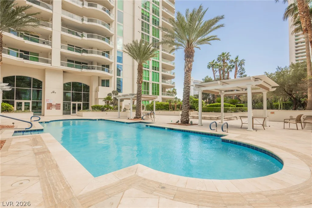 2747 Paradise, Las Vegas, NV 89109