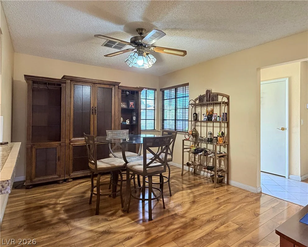 5724 Viking, Las Vegas, NV 89103