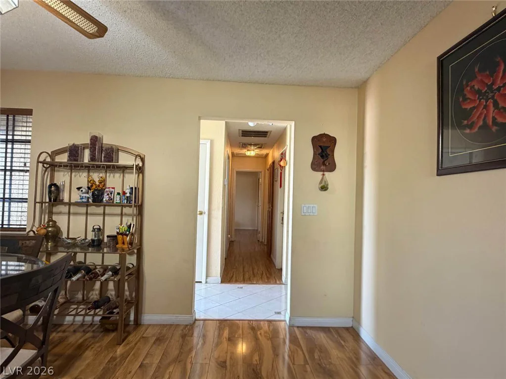 5724 Viking, Las Vegas, NV 89103