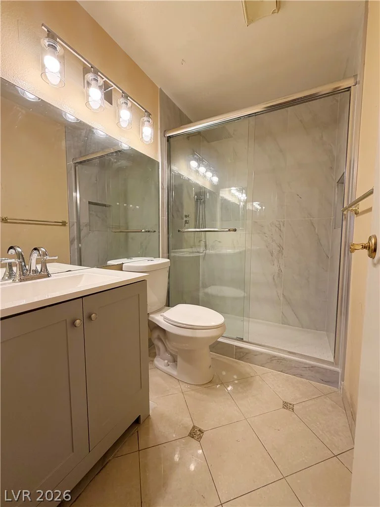 5724 Viking, Las Vegas, NV 89103