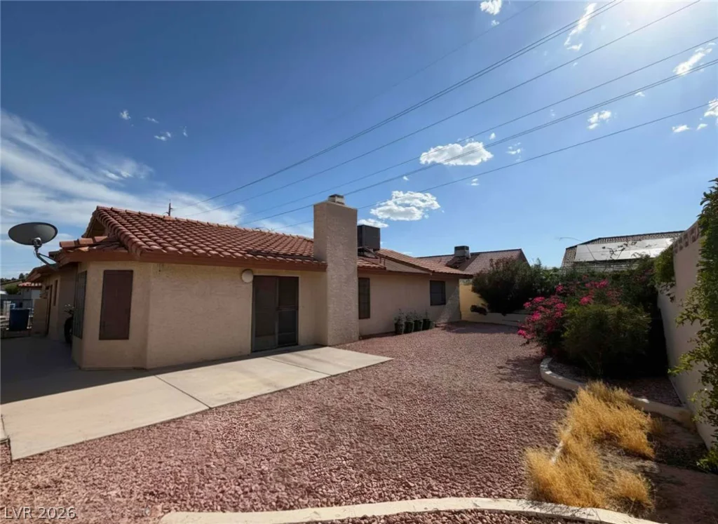 5724 Viking, Las Vegas, NV 89103