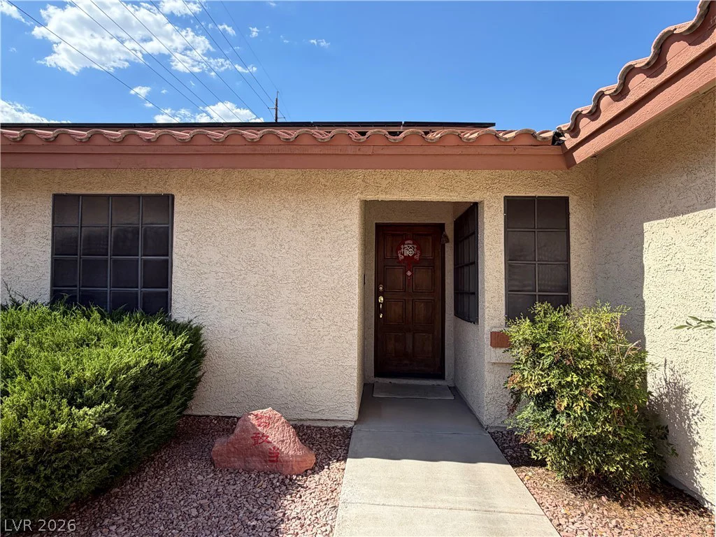 5724 Viking, Las Vegas, NV 89103
