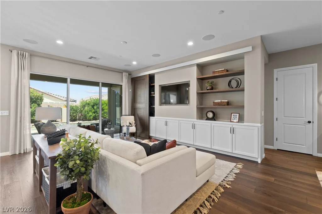 1199 Water, Henderson, NV 89011