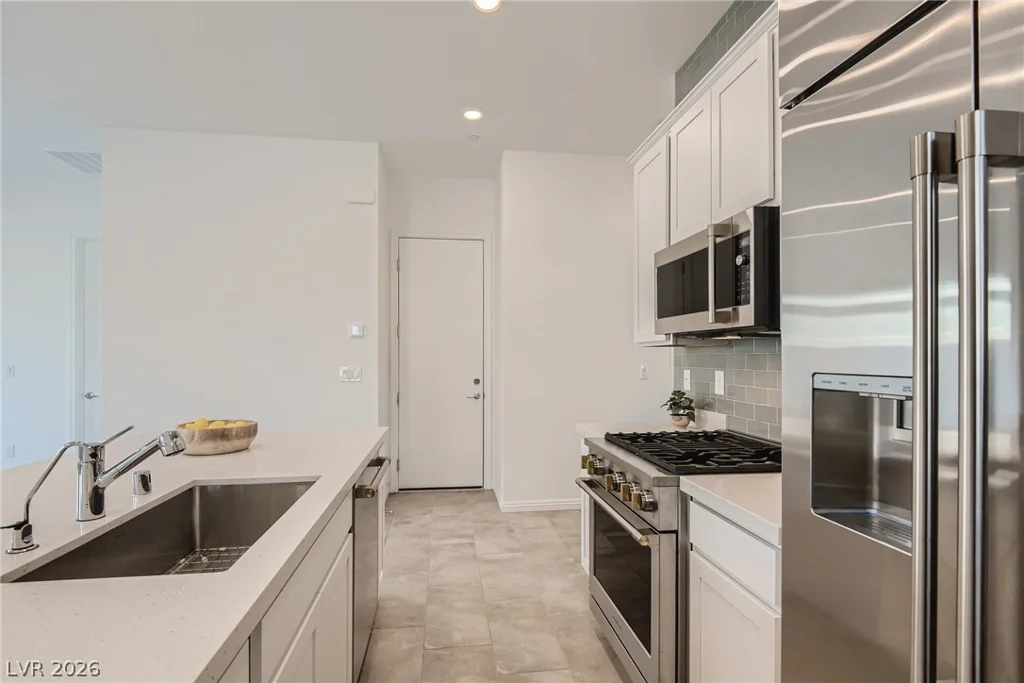933 Mayfield Manor, Las Vegas, NV 89138