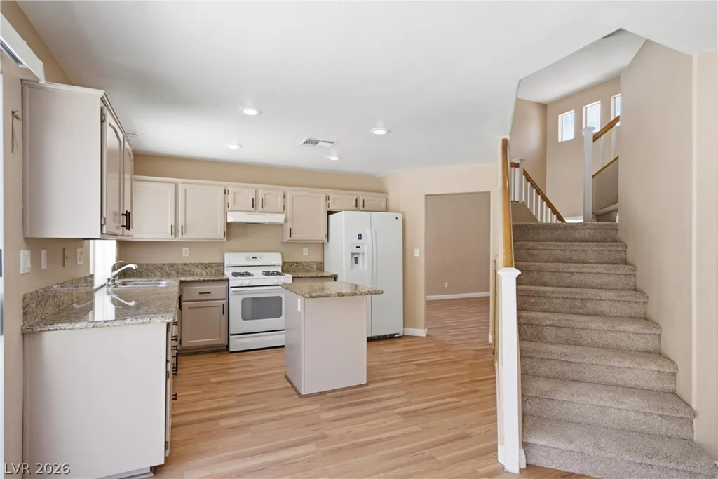 5 Spur Cross, Henderson, NV 89012