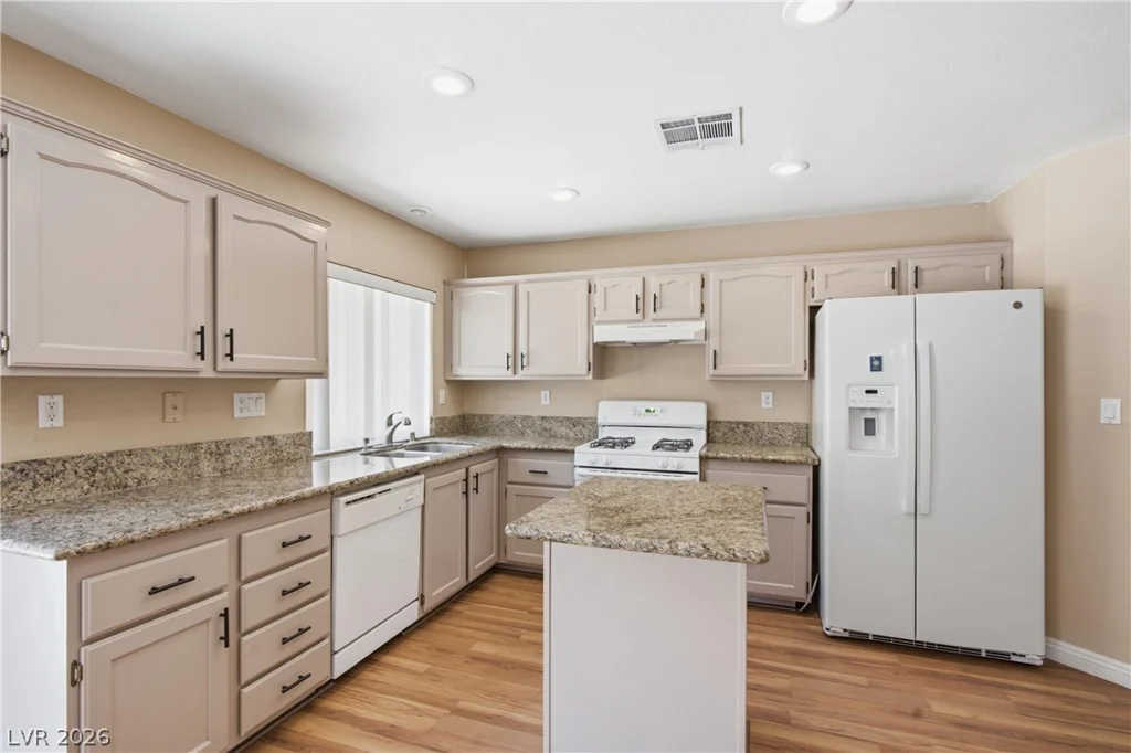 5 Spur Cross, Henderson, NV 89012