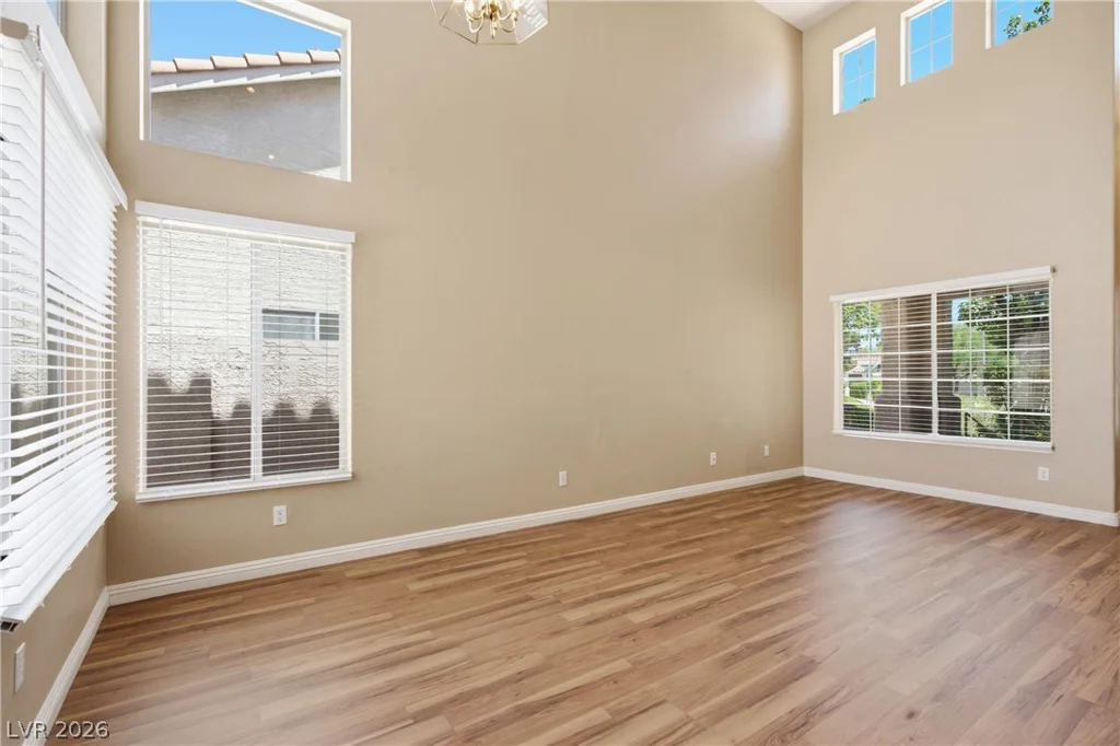 5 Spur Cross, Henderson, NV 89012