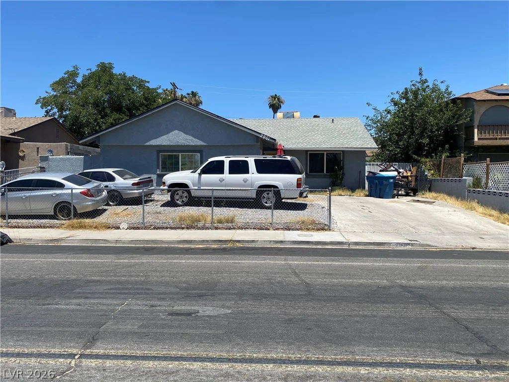 2901 Searles, Las Vegas, NV 89101