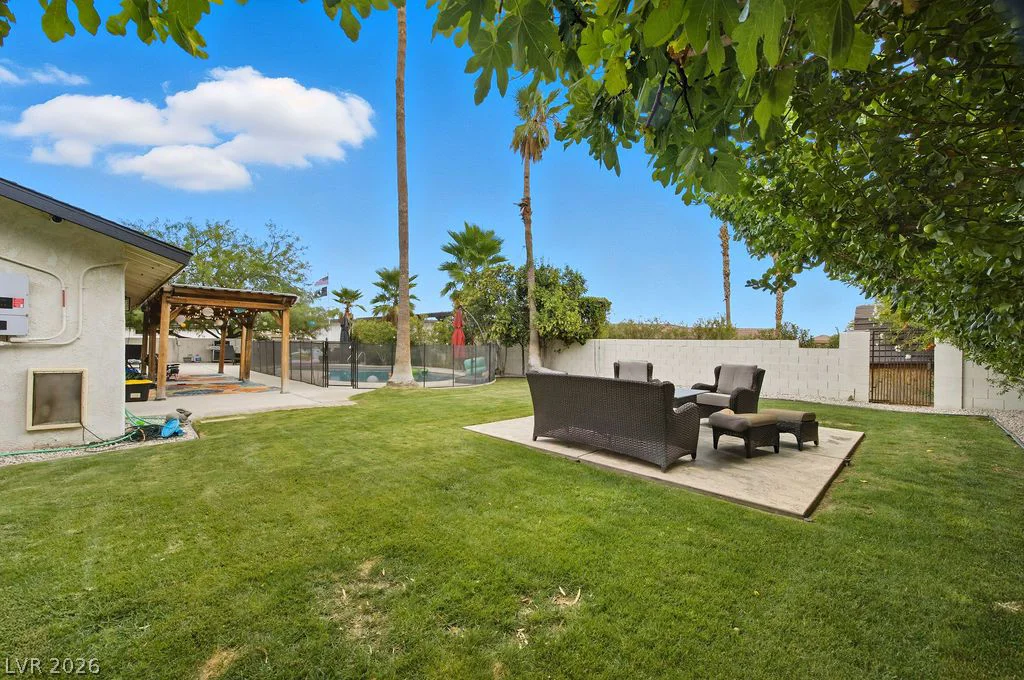 8715 Hammer, Las Vegas, NV 89149