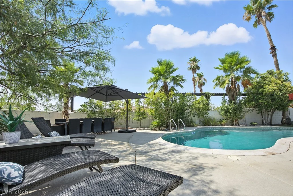 8715 Hammer, Las Vegas, NV 89149