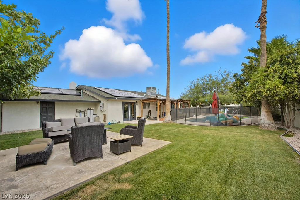 8715 Hammer, Las Vegas, NV 89149