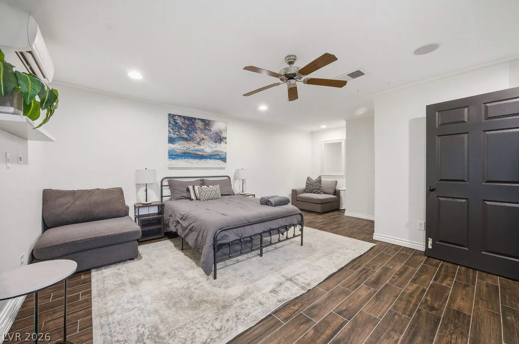 8715 Hammer, Las Vegas, NV 89149