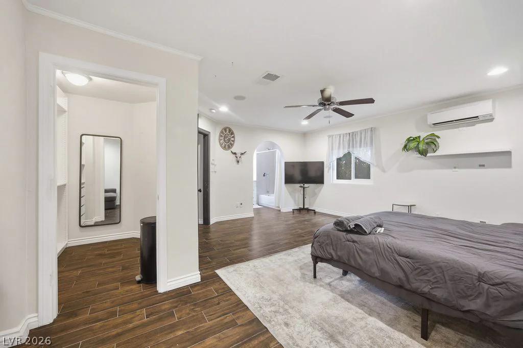 8715 Hammer, Las Vegas, NV 89149