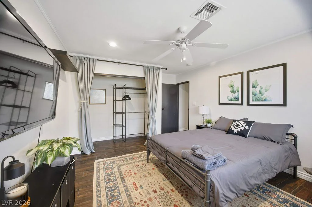8715 Hammer, Las Vegas, NV 89149