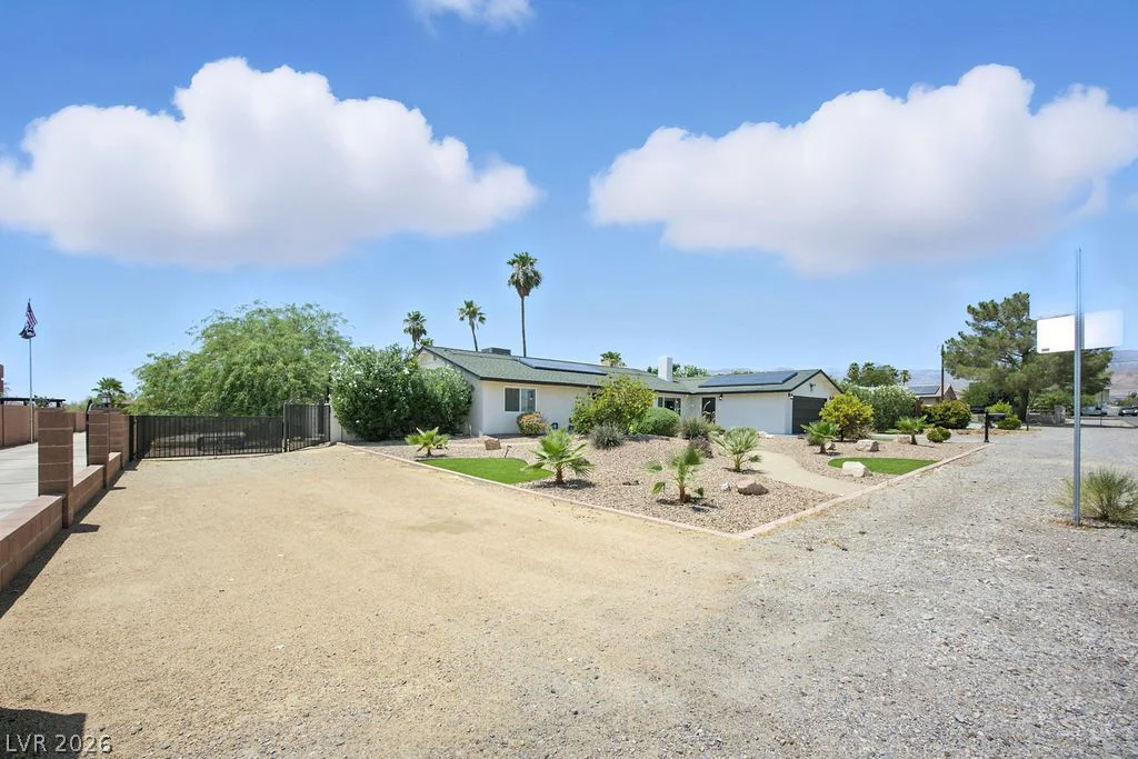 8715 Hammer, Las Vegas, NV 89149