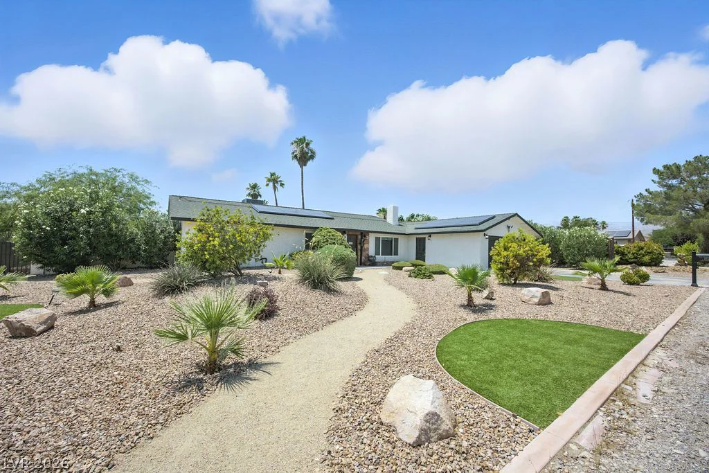 8715 Hammer, Las Vegas, NV 89149