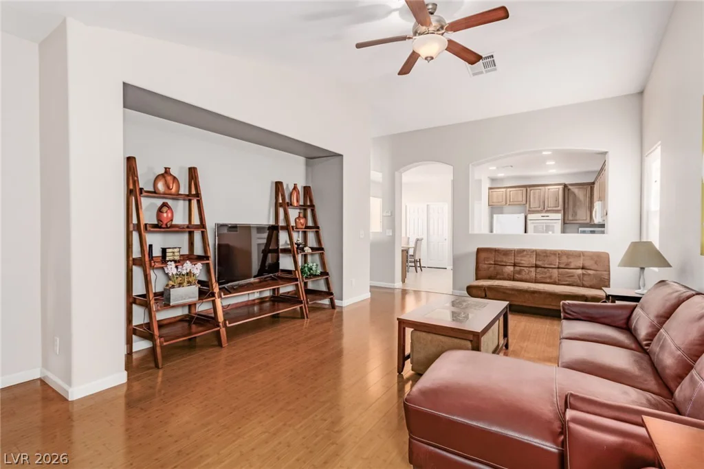8692 Blakely, Las Vegas, NV 89148