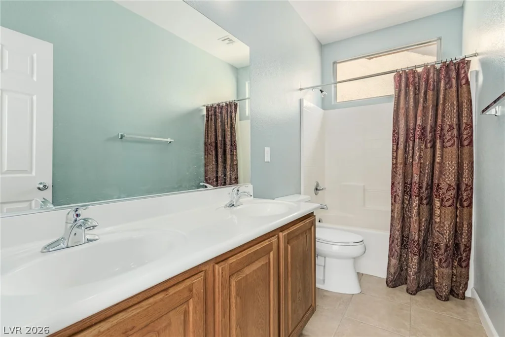 8692 Blakely, Las Vegas, NV 89148
