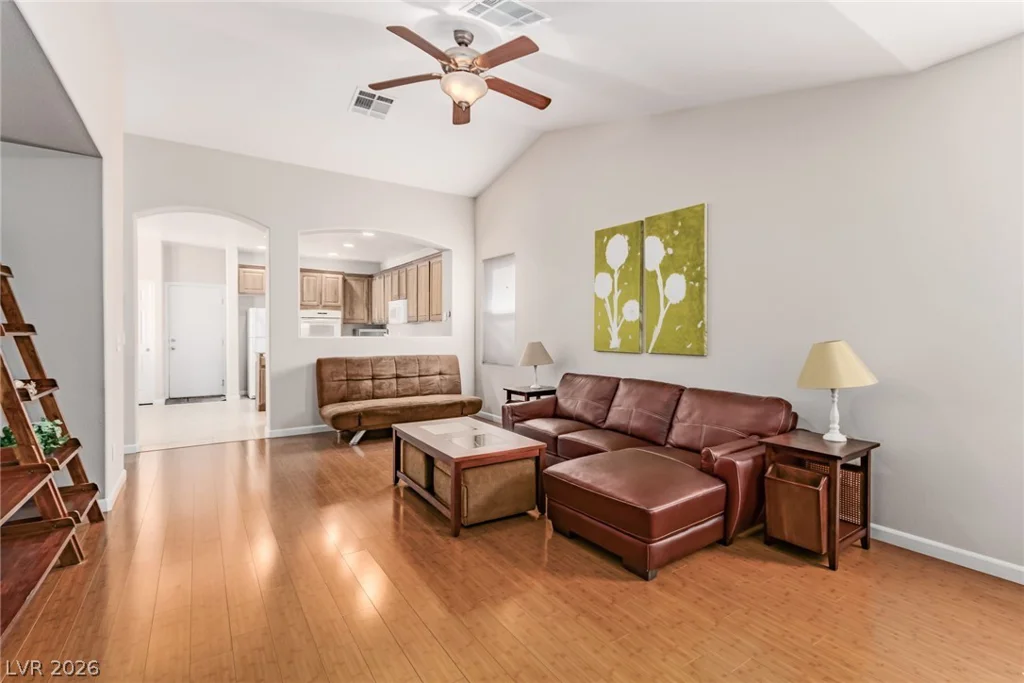 8692 Blakely, Las Vegas, NV 89148