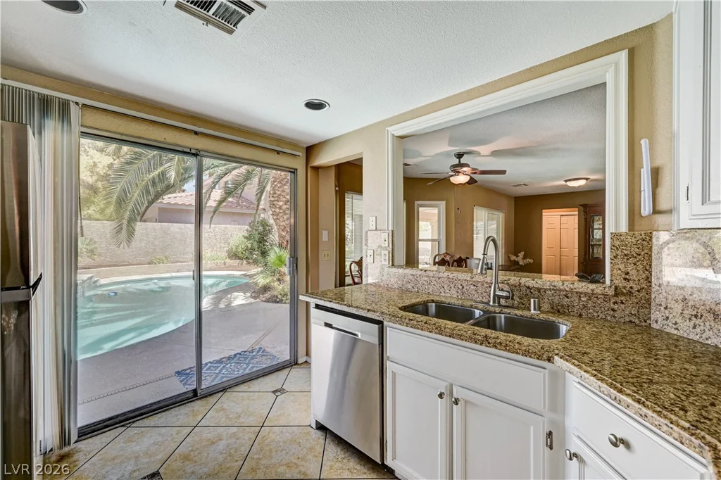 1484 Flintrock, Henderson, NV 89014