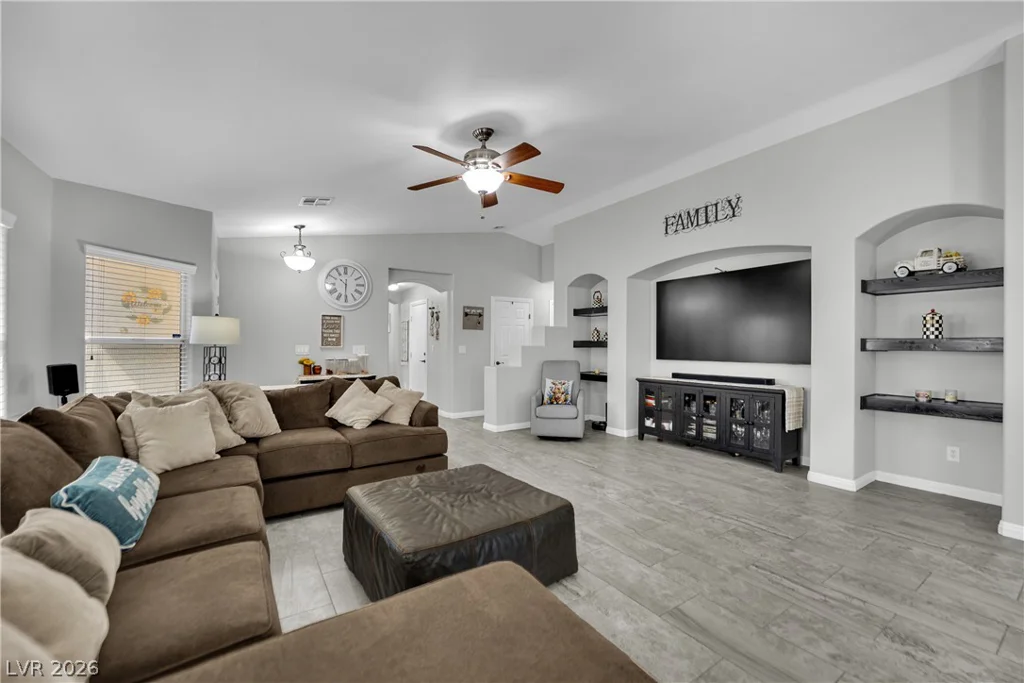 4504 Silverwind, North Las Vegas, NV 89031
