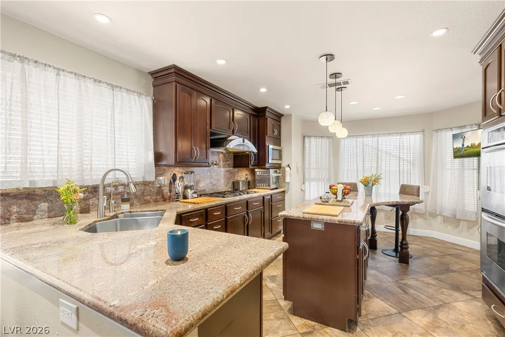 9105 Safeport Cove, Las Vegas, NV 89117