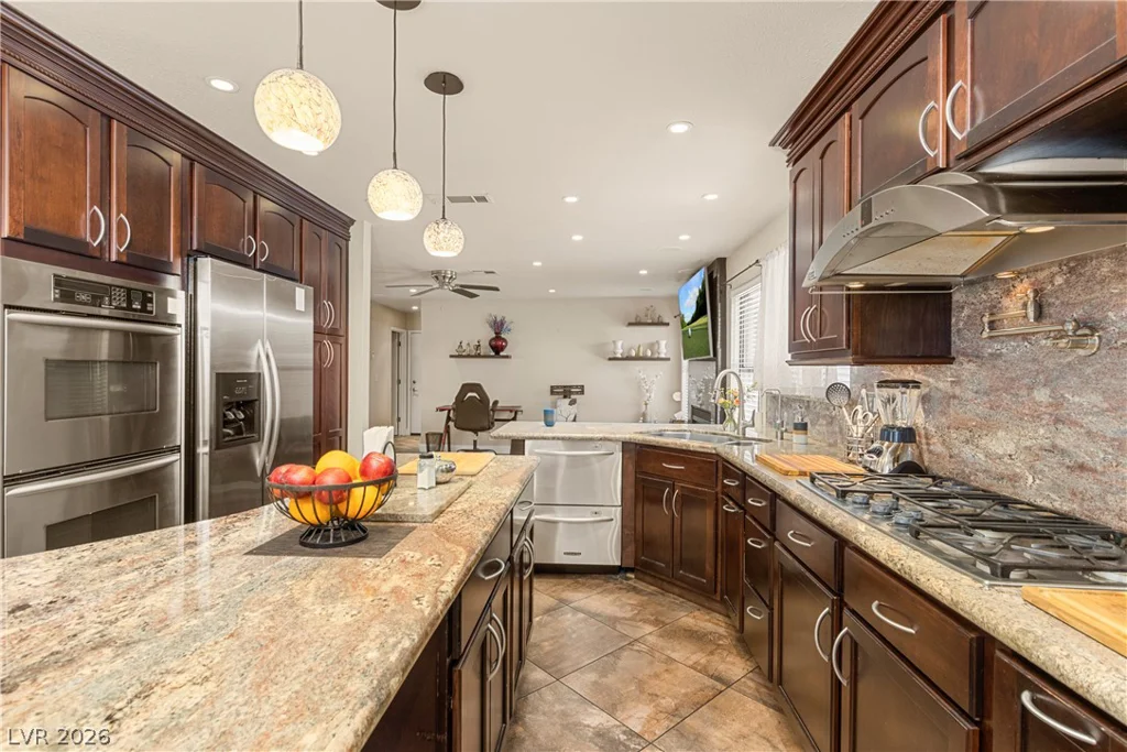 9105 Safeport Cove, Las Vegas, NV 89117