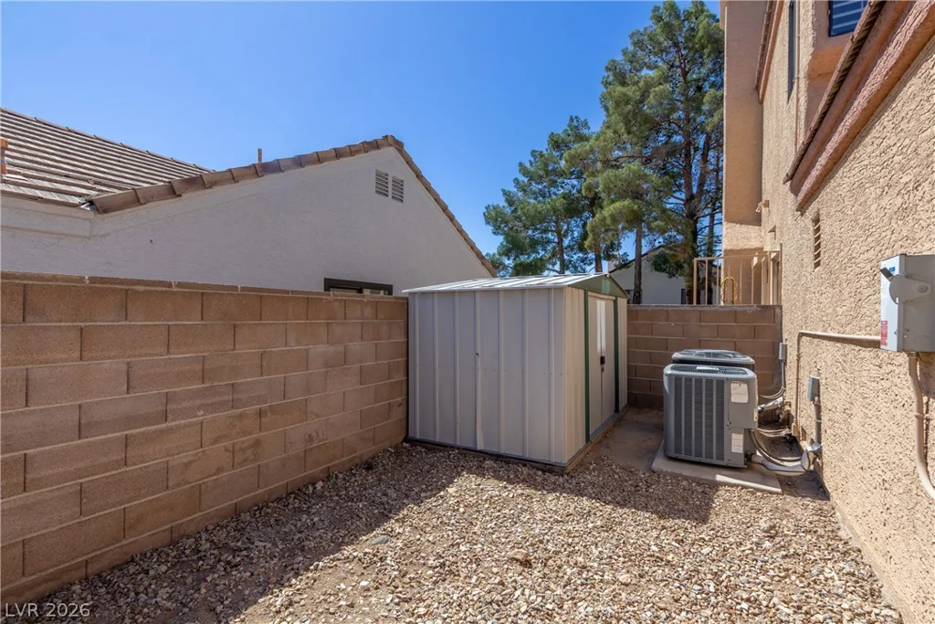 9105 Safeport Cove, Las Vegas, NV 89117