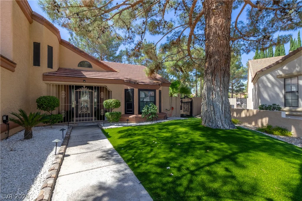9105 Safeport Cove, Las Vegas, NV 89117