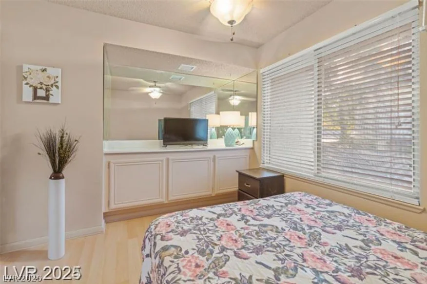 3255 Liahona, Las Vegas, NV 89121