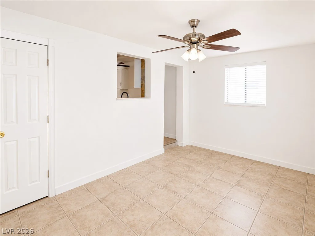 2870 Sandhill, Las Vegas, NV 89121