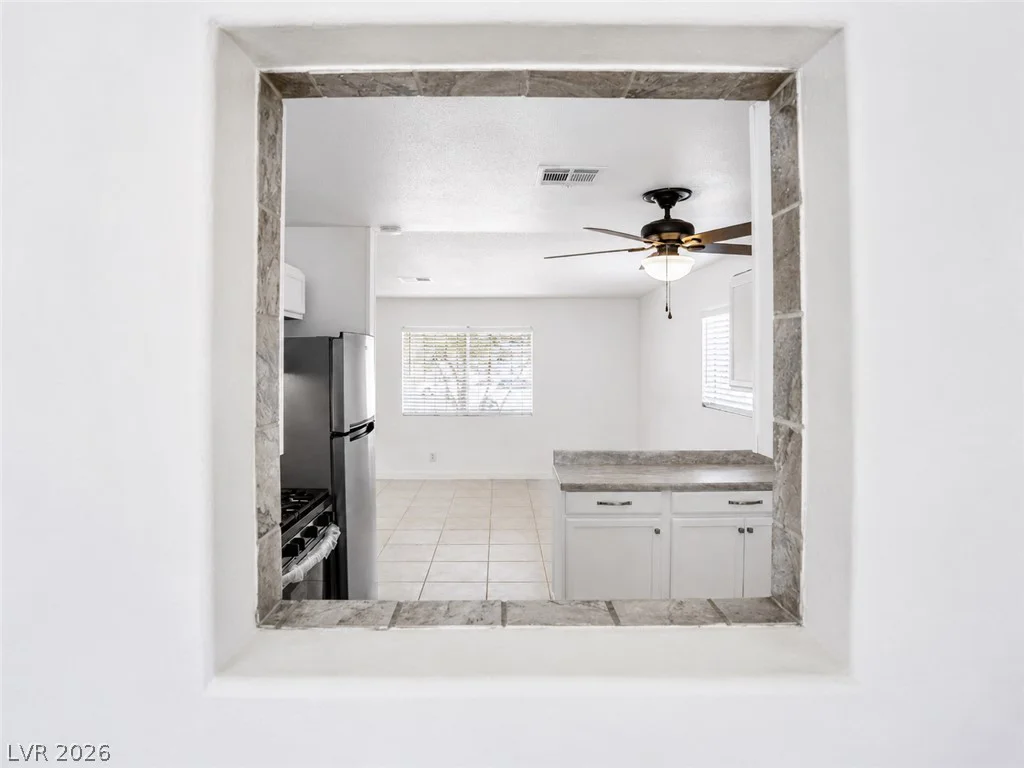 2870 Sandhill, Las Vegas, NV 89121