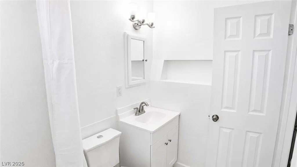 2870 Sandhill, Las Vegas, NV 89121