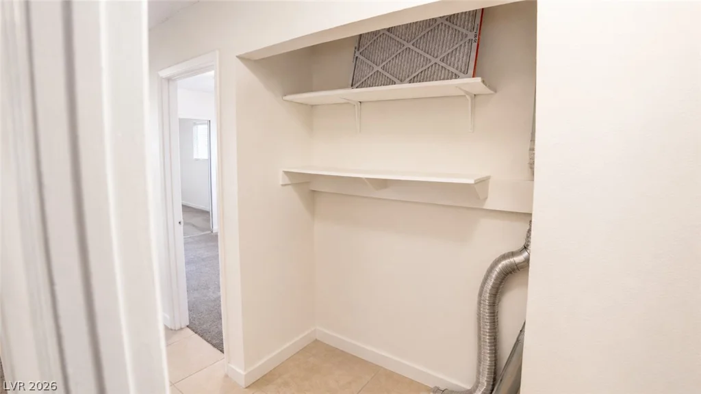 2870 Sandhill, Las Vegas, NV 89121
