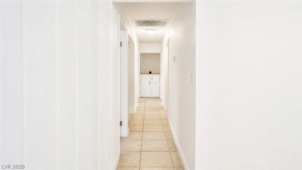 2870 Sandhill, Las Vegas, NV 89121