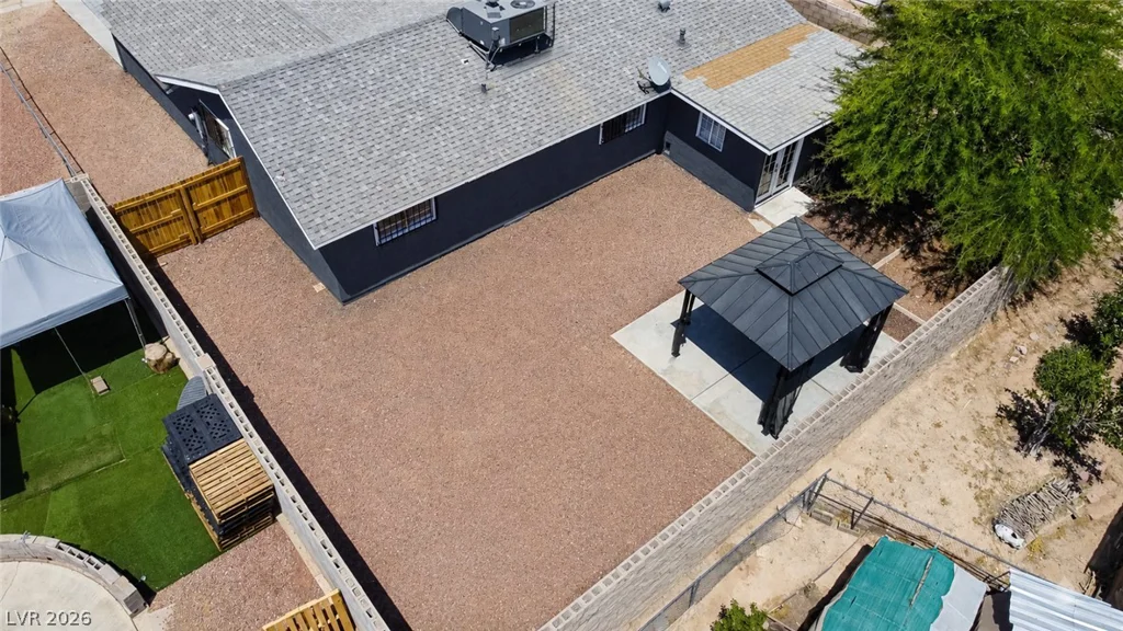 2870 Sandhill, Las Vegas, NV 89121