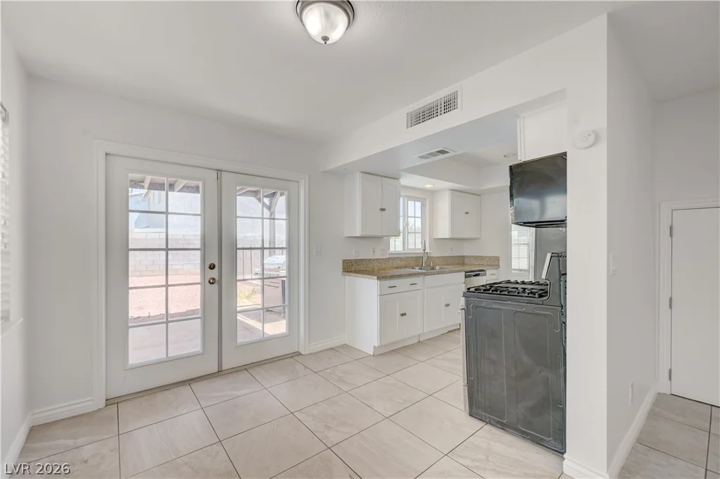 6348 COPPERFIELD, Las Vegas, NV 89108