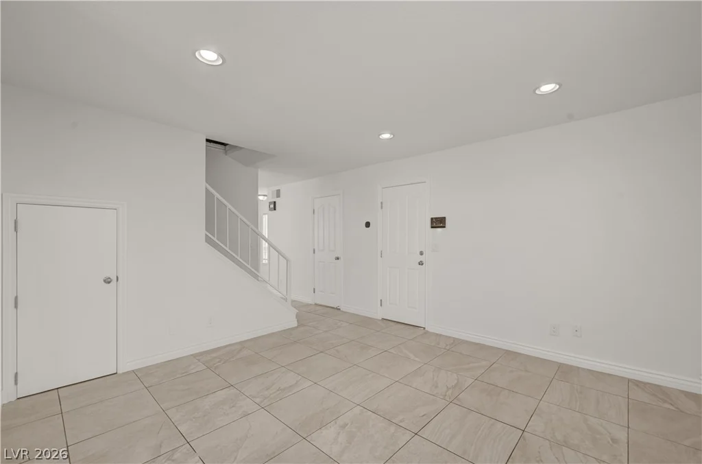6348 COPPERFIELD, Las Vegas, NV 89108