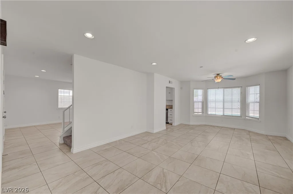 6348 COPPERFIELD, Las Vegas, NV 89108