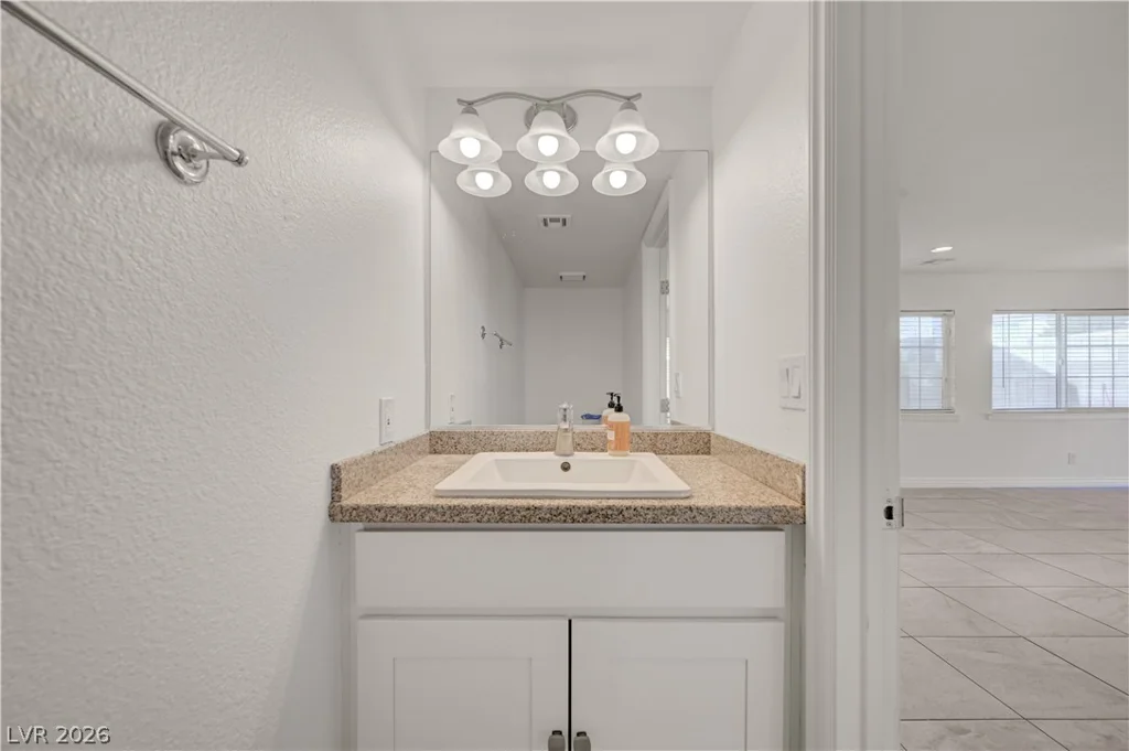 6348 COPPERFIELD, Las Vegas, NV 89108