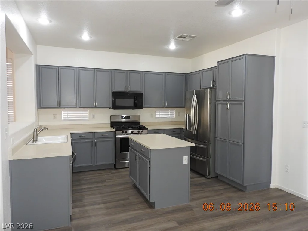 5318 Spring Canyon, North Las Vegas, NV 89081