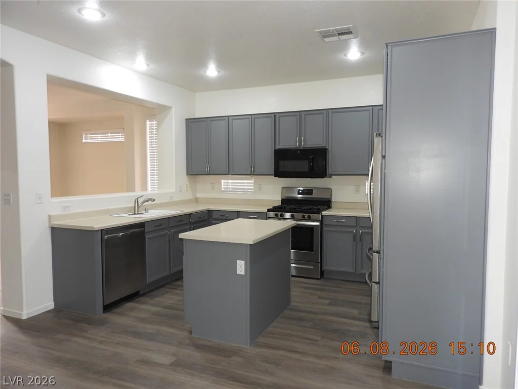 5318 Spring Canyon, North Las Vegas, NV 89081