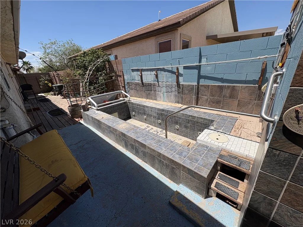 748 Stagecoach, North Las Vegas, NV 89081