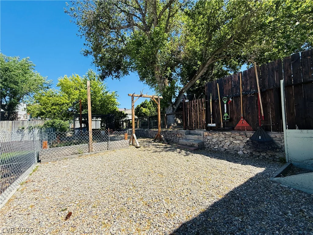 28 Reno Road, Ely, NV 89301