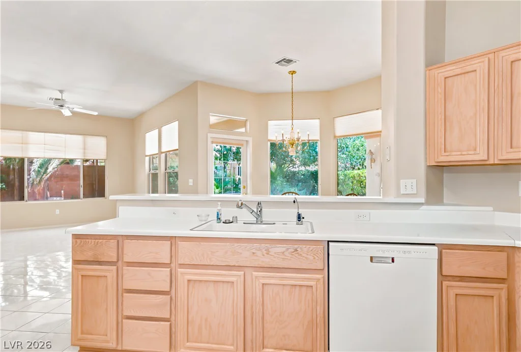 10724 Cedar Creek, Las Vegas, NV 89134