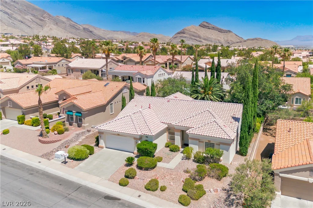 10724 Cedar Creek, Las Vegas, NV 89134
