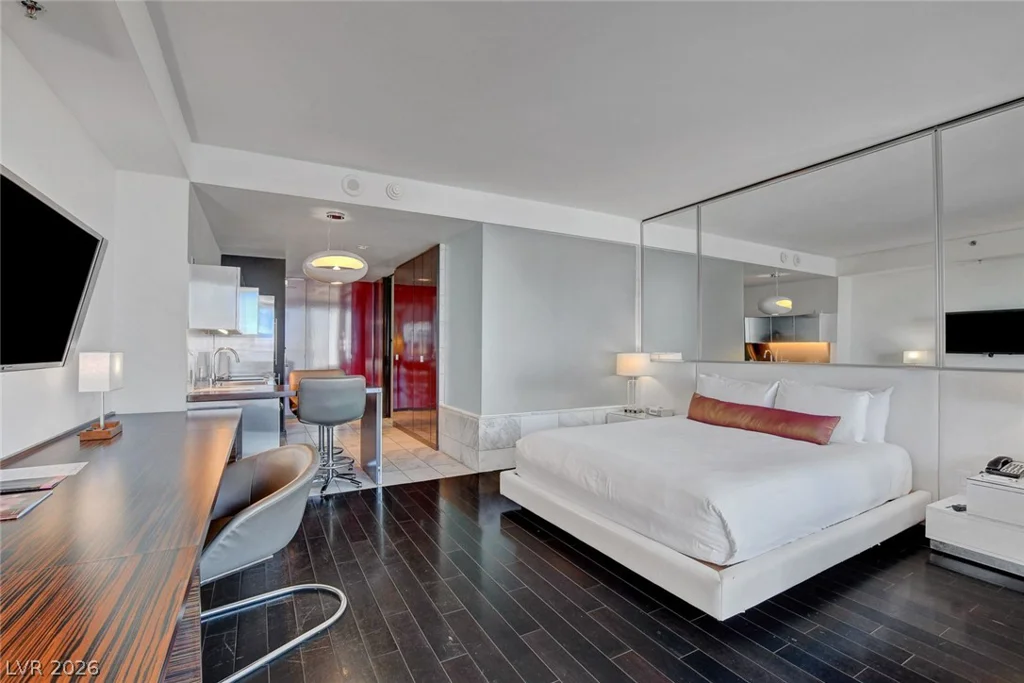 4381 Flamingo, Las Vegas, NV 89103